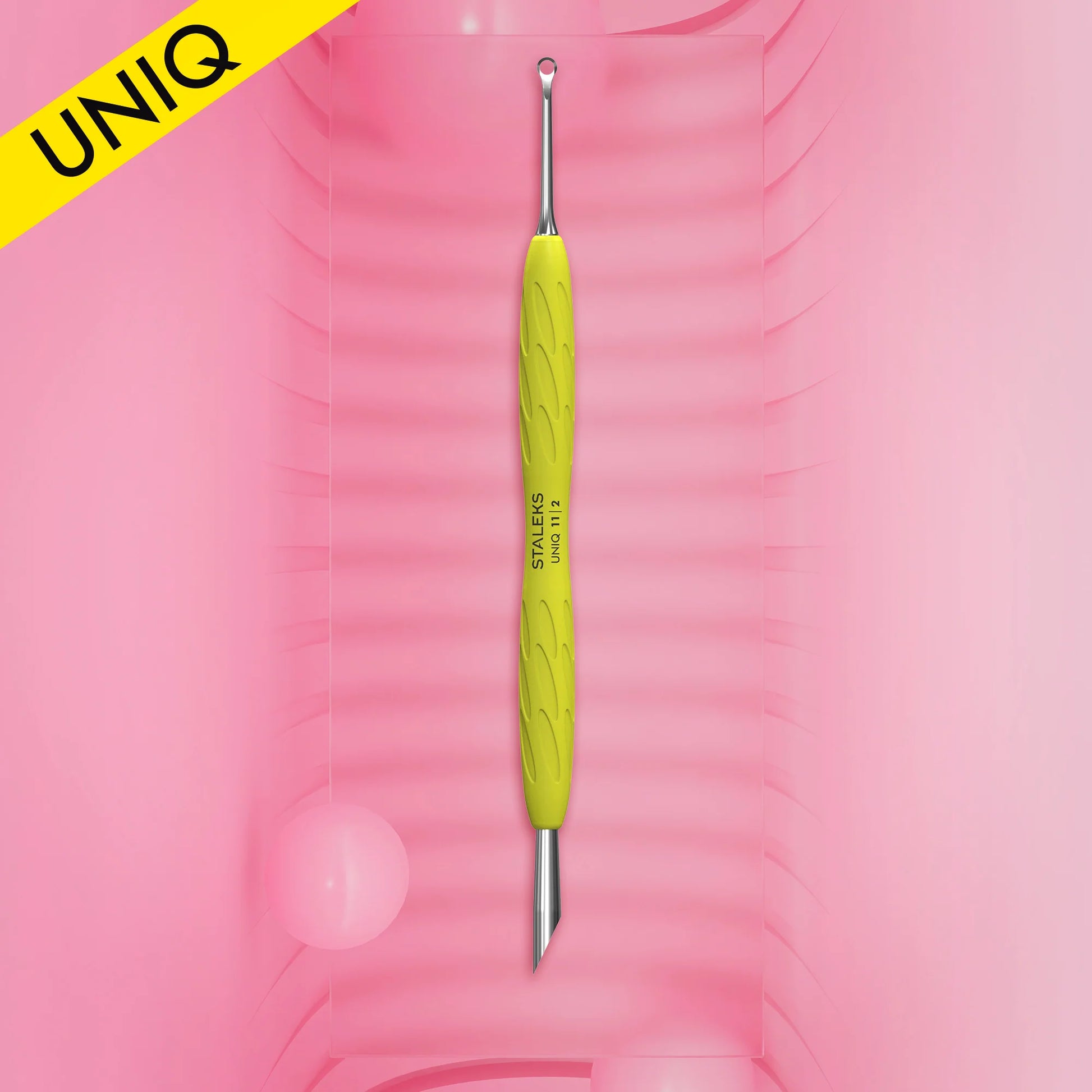 Pousse De Manucure avec manche en silicone "Gummy" UNIQ 11 TYPE 2